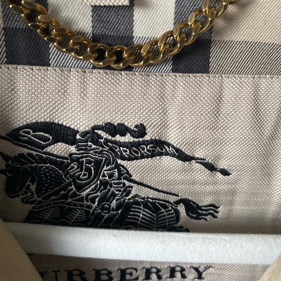Burberry Kensington Trench Size US4 - Picture 4 of 14